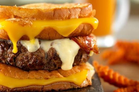 Ridiculous Foods: Grilled Cheese Cheeseburger