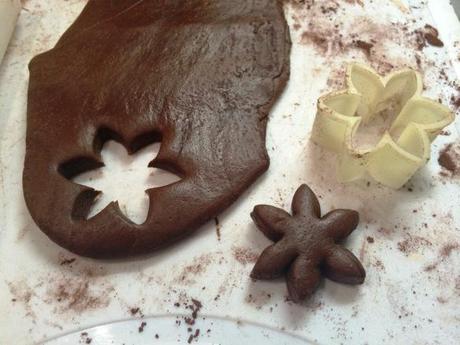 easy chocolate orange fudge recipe biscuit cutters no-bake suitable for kids and gifts