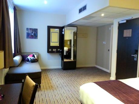 Hotel Review: (Newly Refurbished) Premier Inn, Portland Street, Manchester.