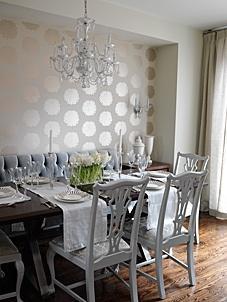 Weekend Roomspiration - (Mostly) Dark and Moody Rooms for Fall