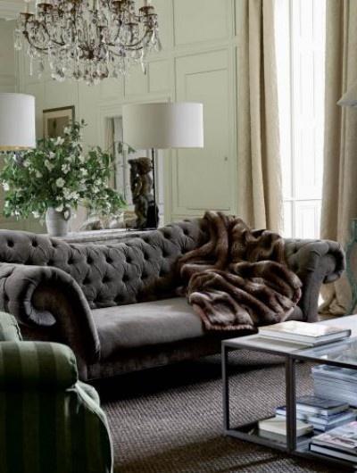 Weekend Roomspiration - (Mostly) Dark and Moody Rooms for Fall