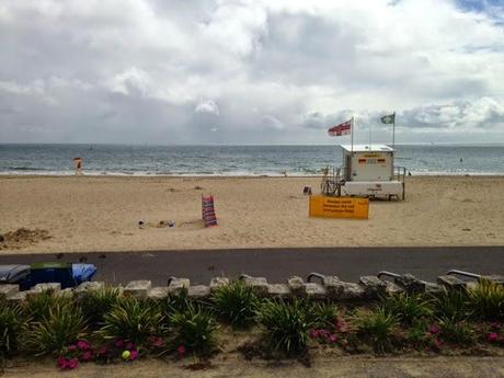 Life | Beach Hut & Red Arrows