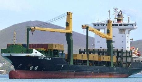 container vessel denied entry in Australia heading for New Zealand - Maritime labour convention