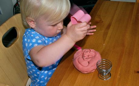 Play doh; the lifesaver!