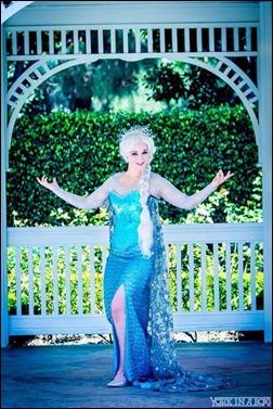 Alexandria the Red as Queen Elsa (Photo by York in a Box)
