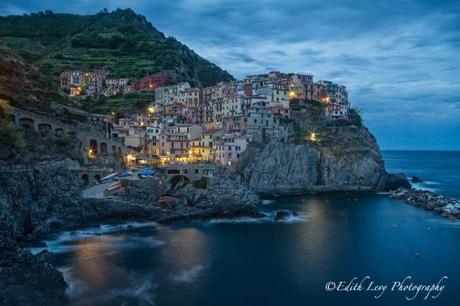 Cinque Terre, Manarola, Italy, village, colored village, blue hour, long exposure, cliff, sea,