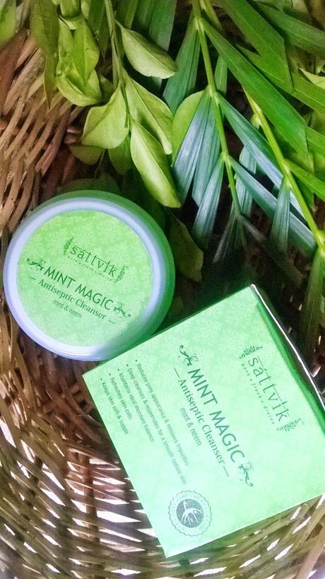 Sattvik Organics Mint Magic Antiseptic Cleanser Review