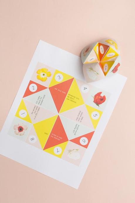 Printable cootie catcher