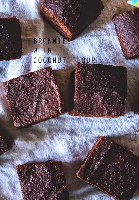 Brownies with Coconut Flour / Weekend Baking / Hello September!