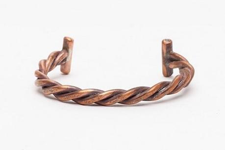 Men Can Wear Bracelettes Too With These 10 Options